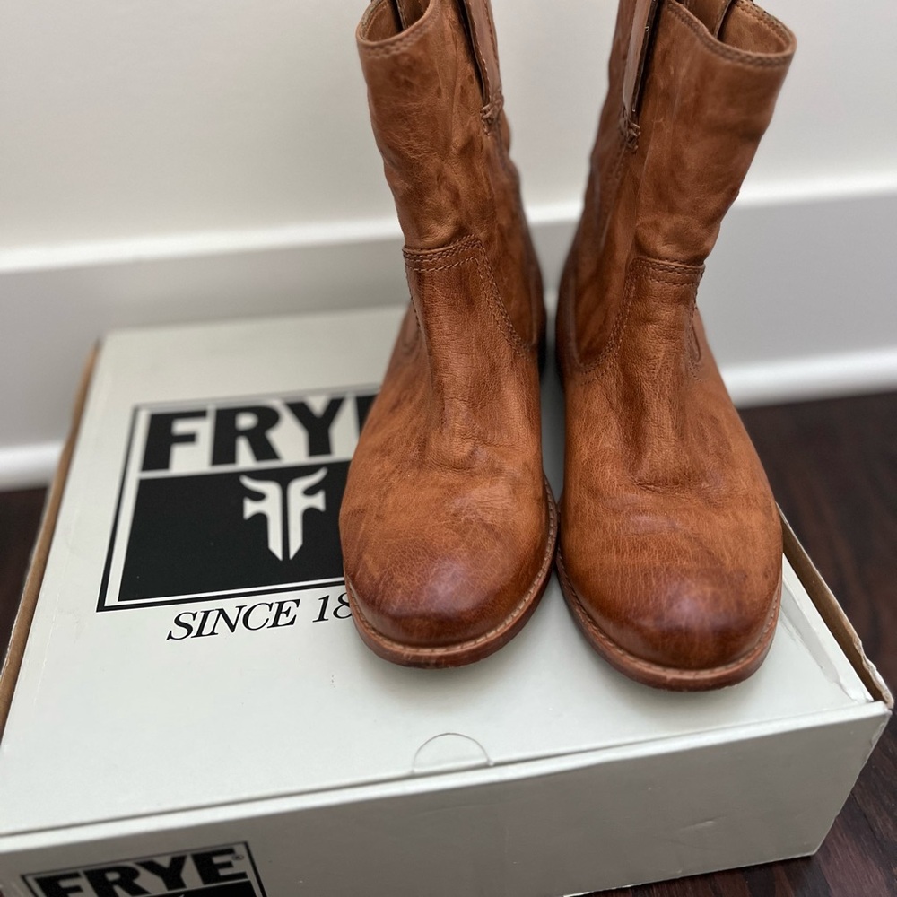Frye Tan Leather Ankle Boots